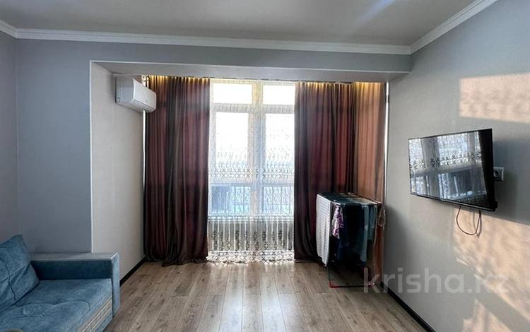 2-комнатная квартира, 45 м², 9/10 этаж, Толе би 285 — Отеген батыра