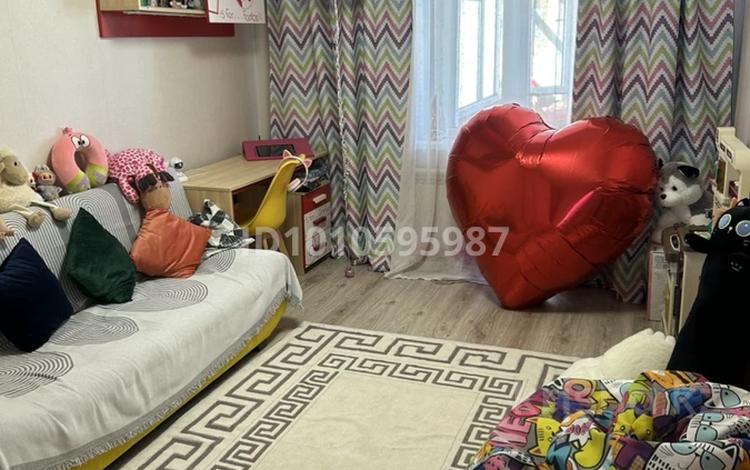 3-комнатная квартира · 76 м² · 9/9 этаж, 9-й микрорайон, Абая за 34.5 млн 〒 в Костанае — фото 2