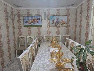 Үйдің бір бөлігі · 4 бөлме · 60.9 м² · 3 жүзд., Ескі қала, Озбекали жанибеков, бағасы: 14 млн ₸ в Актобе, Старый город