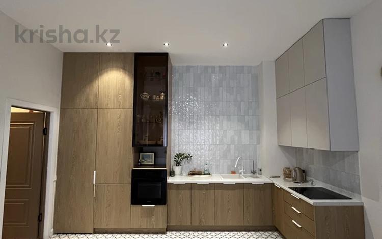 2-комнатная квартира · 65 м² · 2/4 этаж, мкр Атырау, Мкр. Ак Шагала 10/1 за 400 000 ₸ — фото 2