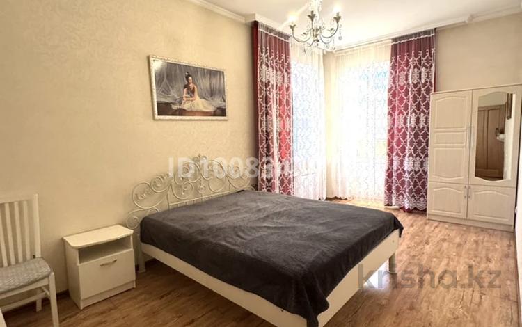 2-бөлмелі пәтер · 75 м² · 2/13 қабат, Республики 9/1, бағасы: 350 000 ₸ в Астане, Сарыарка р-н — фото 2