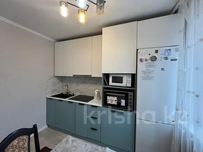 4-бөлмелі пәтер · 81 м² · 4/9 қабат, Степной 3 ш/а., бағасы: 35 млн ₸ в Караганде, Казыбек би р-н