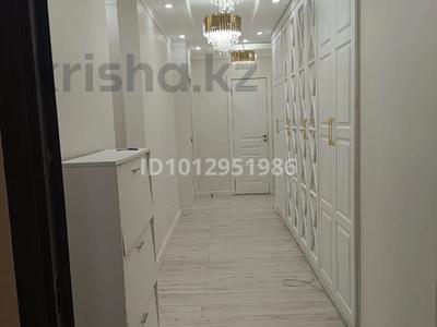 2-бөлмелі пәтер · 57 м² · 10/12 қабат, мкр Акбулак, Байтерекова 99 — Рыскулова Момышулы, бағасы: 39 млн ₸ в Алматы, Алатауский р-н