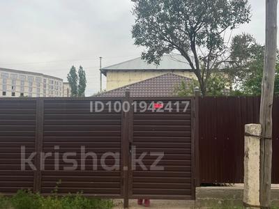 Отдельный дом · 6 комнат · 240 м² · 6 сот., Сазда-1, Мукана Толебаева 3 — Пер.железнодорожный за 41 млн ₸ в Актобе