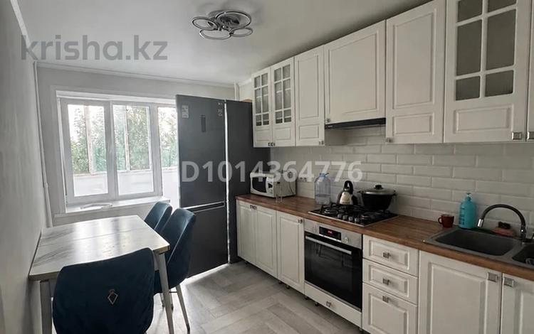 1-комнатная квартира · 42 м² · 5/9 этаж, мкр 4 38 за 17.5 млн ₸ в Уральске — фото 2