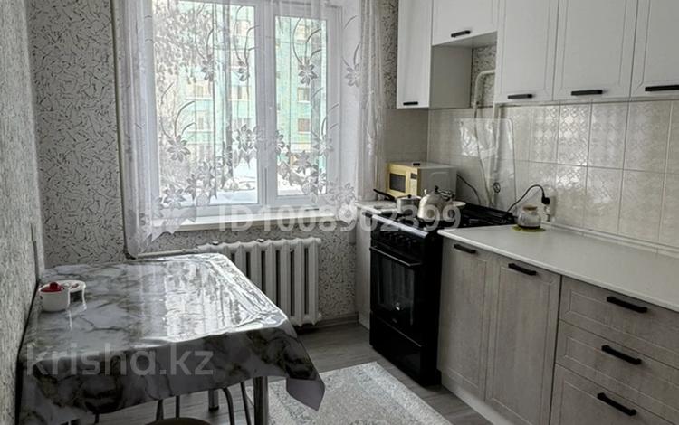 3-комнатная квартира · 63 м² · 2/9 этаж, Старый город, Ломоносова 8 за 19.5 млн ₸ в Актобе — фото 2