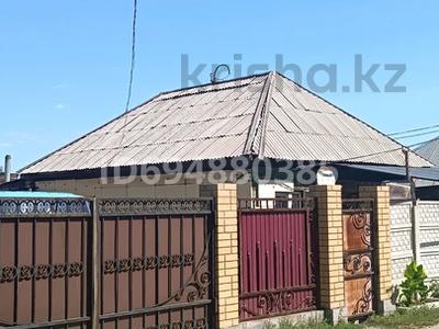 Продажа домов и дачи в Павлодарской обл.: Отдельный дом · 3 комнаты · 65.6 м² · 7 сот., Литвинова 20 — Минина Литвинова за 17 млн 〒 Отдельный дом · 3 комнаты · 65.6 м² · 7 сот., Литвинова 20 — Минина Литвинова за 17 млн 〒 в Павлодаре