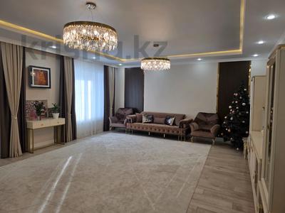 5-бөлмелі пәтер · 190 м² · 2/5 қабат, мкр. Алтын орда, Тауелсиздик, бағасы: 108 млн ₸ в Актобе