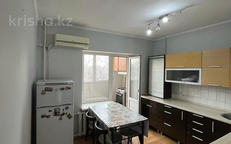 3-комнатная квартира, 72 м², 4/5 этаж помесячно, Айша биби 377Д