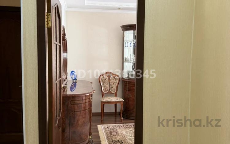 3-бөлмелі пәтер · 68 м² · 6/9 қабат, Старый город, Ломоносова 8 корпус2 8 корпус2 — Алтынсарина Ломоносова, бағасы: 25 млн ₸ в Актобе — фото 2