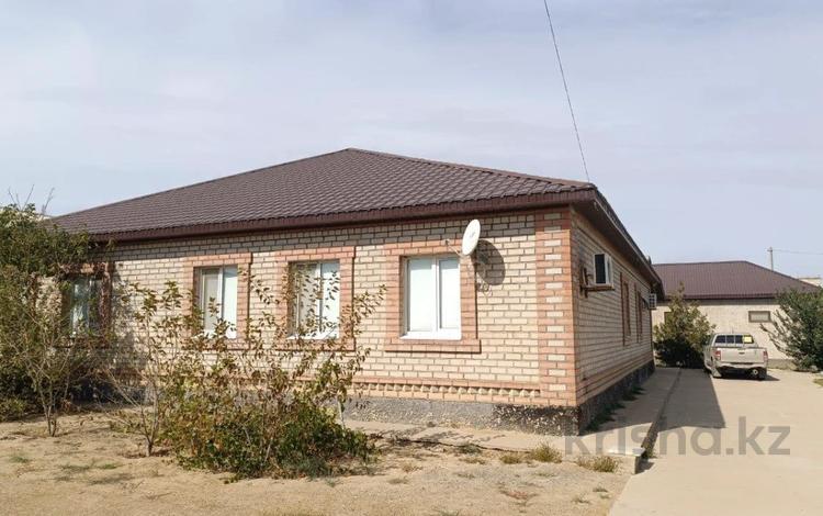 Отдельный дом · 6 комнат · 207.5 м² · 8 сот., Төремұрат Батыр 21 за ~ 17.5 млн 〒 в Кульсары — фото 2