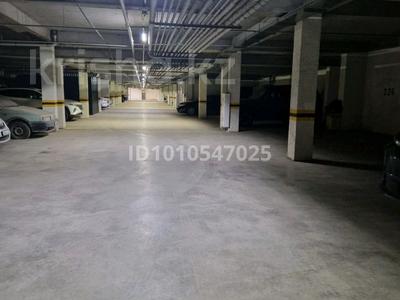 Паркинг · 17 м² · мкр №8, 8 микрорайон 41/6 — Абая - Утеген батыра за 40 000 〒 в Алматы, Ауэзовский р-н