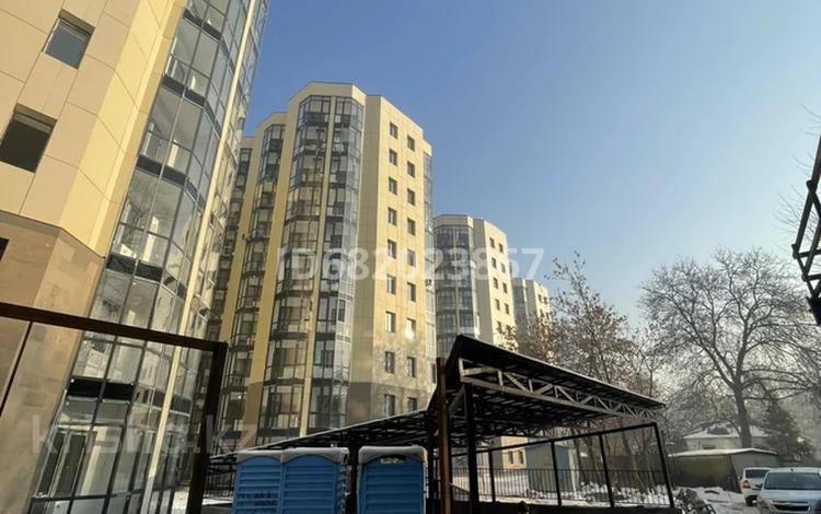 2-комнатная квартира, 57.1 м², 3/10 этаж, Тянь-Шанская 9г за 41 млн 〒 в Алматы, Медеуский р-н — фото 2