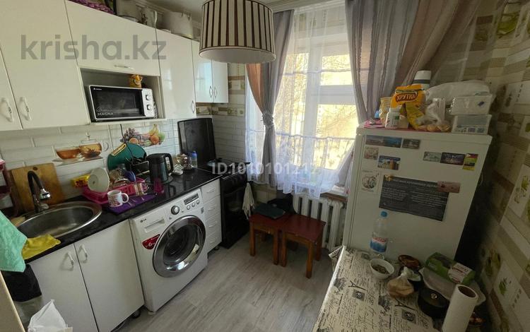 3-комнатная квартира · 60.3 м² · 4/5 этаж, Сванкулова 7 — Квадрат за 28 млн 〒 в Балхаше — фото 2