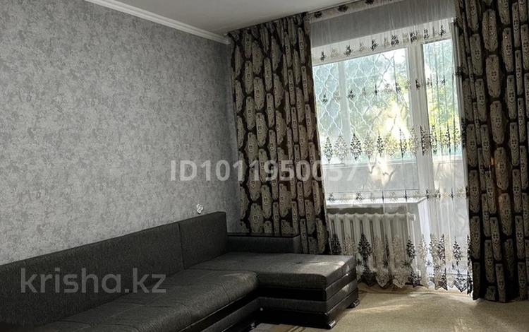 1-комнатная квартира · 35 м² · 1/3 этаж, Закарпатская ул. 40 за 200 000 ₸ в Алматы, Турксибский р-н — фото 2