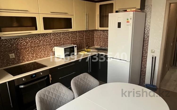 2-комнатная квартира, 67 м², 6/11 этаж помесячно, мкр Юго-Восток, Сарыарка 19