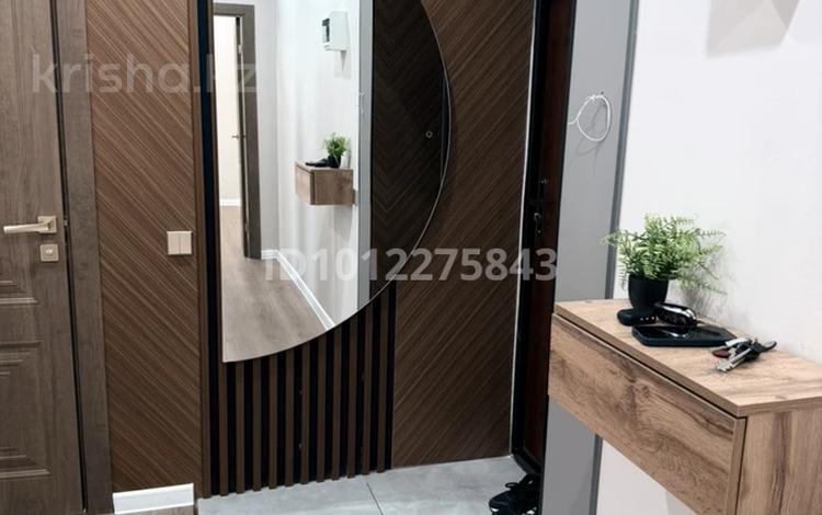2-бөлмелі пәтер · 53 м² · 3/5 қабат, Мкр. Алтын орда 25А, бағасы: 170 000 ₸ в Актобе, мкр Авиатор — фото 15