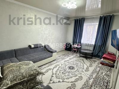 1 бөлме · 20 м² · 2 қабат, Бейбитшилик 62, бағасы: 50 000 ₸ в Шымкенте
