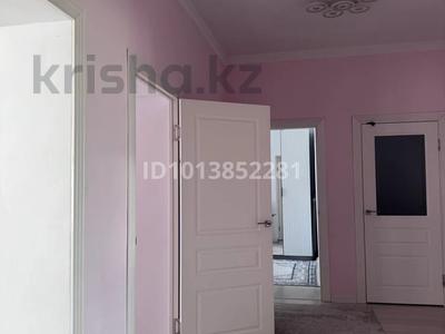 Отдельный дом · 4 комнаты · 120 м² · 10 сот., мкр Самал-2, Проезд2, дом2 за 39 млн ₸ в Атырау