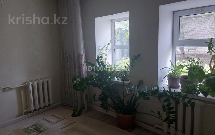 Отдельный дом · 3 комнаты · 81 м² · 4 сот., Жургенова 118б за 11 млн 〒 в Актобе, мкр. Курмыш — фото 2