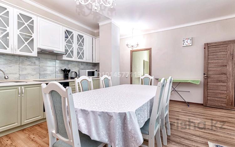 4-бөлмелі пәтер · 130 м² · 13/41 қабат, Достык 5, бағасы: 45 000 ₸ в Астане, Есильский р-н — фото 20
