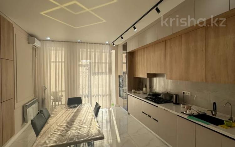 3-комнатная квартира · 114 м² · 5/9 этаж, мкр. Алтын орда, мангилик ел за 47 млн ₸ в Актобе — фото 2