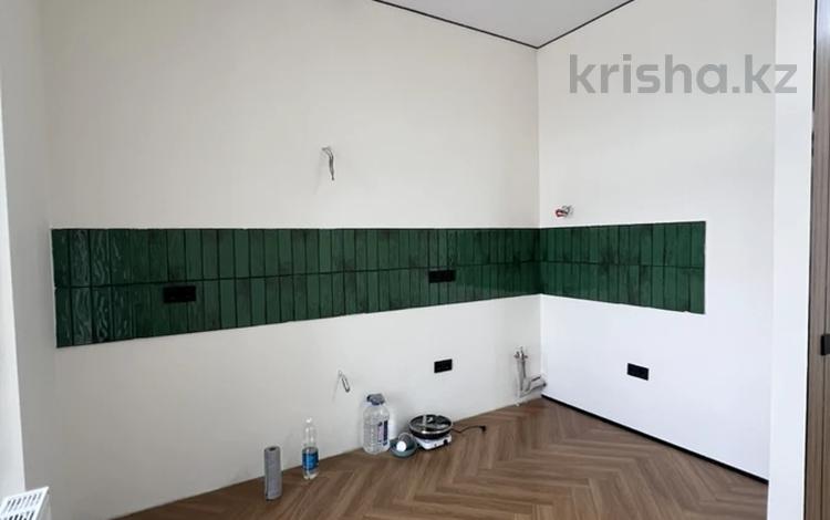 1-комнатная квартира · 38.8 м² · 10/12 этаж, Е-15 16 за 31.8 млн ₸ в Астане, Нура р-н — фото 2