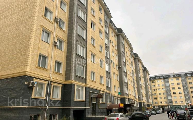 3-комнатная квартира, 109 м², 8/8 этаж, 19-й мкр 45