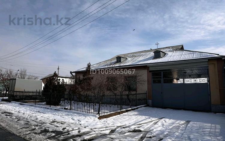 6-комнатная квартира · 250 м², Аспандиярлв 56 — Шаяхметов пен Аспандияров кыйылысы за 60 млн ₸ в Туркестане — фото 2