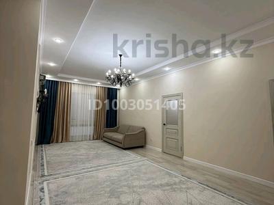 Отдельный дом · 4 комнаты · 160 м² · 8 сот., мкр Жулдыз-3, 14 улица за 32.5 млн ₸ в Атырау