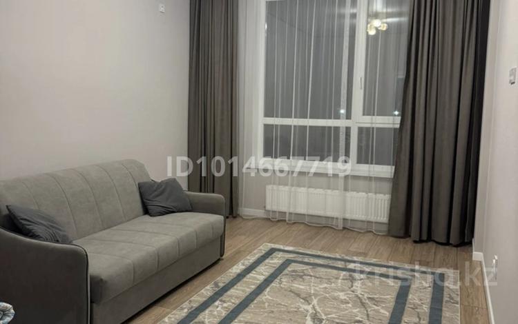 1-комнатная квартира · 39 м² · 2/12 этаж, мкр Уркер, Казыбек би 41 за 280 000 ₸ в Астане, Нура р-н — фото 2