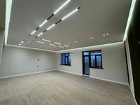 5-бөлмелі пәтер · 172.5 м² · 2/2 қабат, Баянова 168 — Атакент, бағасы: 55 млн 〒 в Таразе