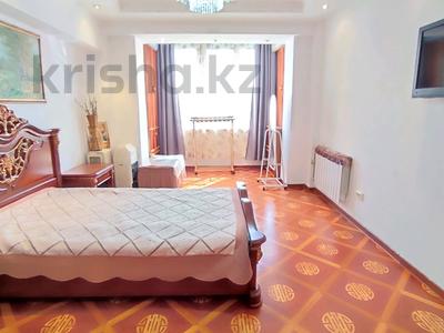 2-бөлмелі пәтер · 55 м² · 6/8 қабат, Кабанбай батыра 138 — Угол ул. Сейфуллина, бағасы: 300 000 ₸ в Алматы, Алмалинский р-н