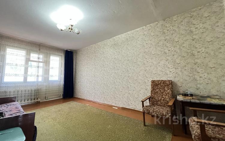 2-комнатная квартира · 43 м² · 3/5 этаж, 40 лет Победы 54 за 6.5 млн ₸ в Шахтинске — фото 2