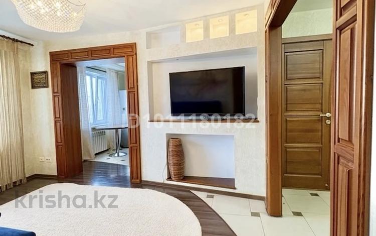 2-бөлмелі пәтер · 52 м² · 6/9 қабат, Набережная 1 — улица Академика Сатпаева, бағасы: 27 млн ₸ в Павлодаре — фото 23
