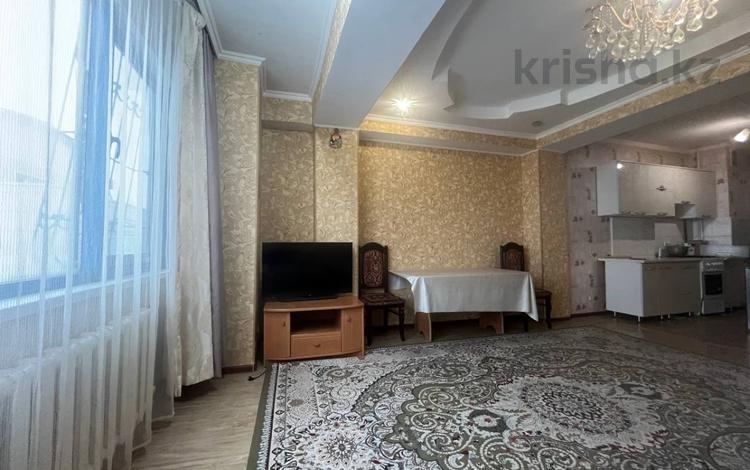 3-комнатная квартира, 86 м², 7/9 этаж, Алтын аул за 26.5 млн 〒 в Каскелене — фото 2