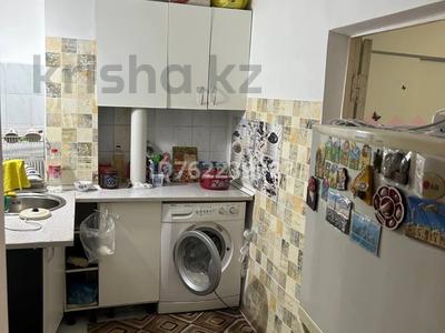 Продажа квартир в Алматы: 2-комнатная квартира · 32 м² · 3/8 этаж, мкр Аксай-2, Райымбека за 18.4 млн 〒 2-комнатная квартира · 32 м² · 3/8 этаж, мкр Аксай-2, Райымбека за 18.4 млн 〒 в Алматы, Ауэзовский р-н