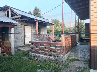 Отдельный дом · 3 комнаты · 82 м² · 6 сот., Металлургов 6 — Ост. Лыжная база за 11 млн 〒 в Алтае