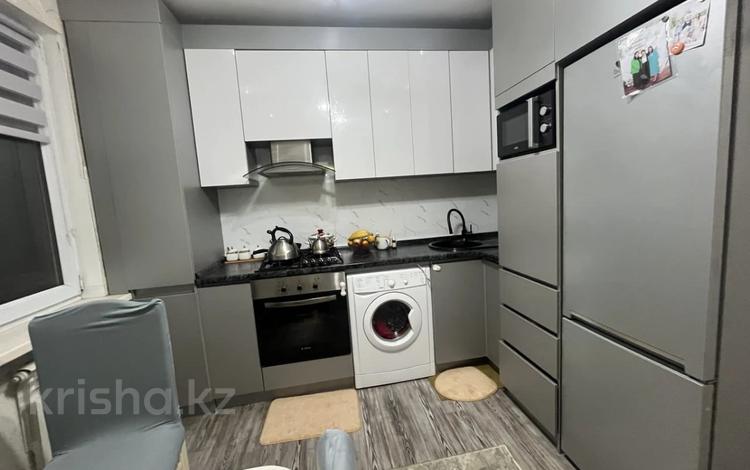 1-комнатная квартира · 40 м² · 4/6 этаж, мкр Кокжиек за 21.5 млн ₸ в Алматы, Жетысуский р-н — фото 12