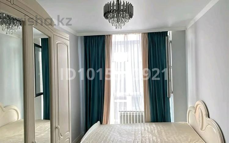 4-комнатная квартира · 65 м² · 8/9 этаж, мкр Шугыла 340/35 за 250 000 ₸ в Алматы, Наурызбайский р-н — фото 2