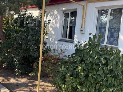 Жеке үй · 2 бөлме · 100 м² · 8 жүзд., Сыздыкова 82 — Между Вихрева и Карла Маркса, бағасы: 18 млн ₸ в Шелек