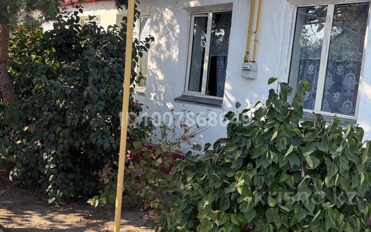 Отдельный дом · 2 комнаты · 100 м² · 8 сот., Сыздыкова 82 — Между Вихрева и Карла Маркса за 18 млн ₸ в Шелек — фото 10