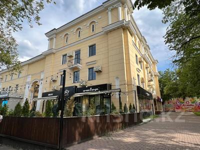 Аренда коммерческой недвижимости в Алматы: Свободное назначение, офисы, образование, кабинеты и рабочие места, студии · 70 м² за 900 000 〒 Свободное назначение, офисы, образование, кабинеты и рабочие места, студии · 70 м² за 900 000 〒 в Алматы, Алмалинский р-н