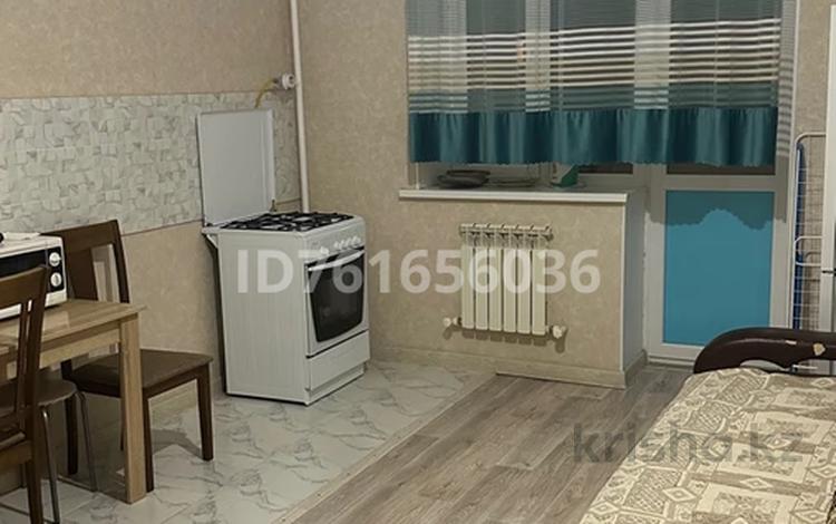 1-бөлмелі пәтер · 47 м² · 4/9 қабат, мкр Нурсая, Таумуш Жумагалиев 15, бағасы: 150 000 ₸ в Атырау — фото 2