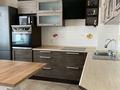 3-комнатная квартира · 80 м² · 8/10 этаж, Шахтеров 70 за 35 млн ₸ в Караганде, Казыбек би р-н — фото 6