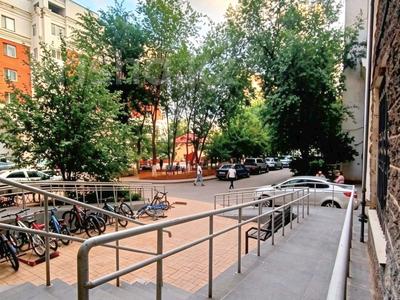 3-бөлмелі пәтер · 90 м² · 9/9 қабат, Бараева 25, бағасы: 48.5 млн ₸ в Астане, р-н Байконур