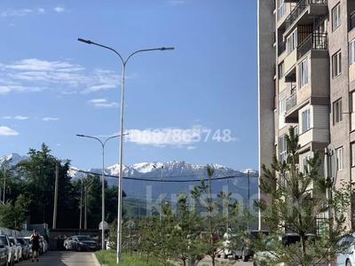 4-комнатная квартира · 140 м² · 4/9 этаж, мкр Атырау, Кульджинский тракт 16/43 — Халиуллина- ХалыкАрена- Част.Клиника"Сункар"- Коктобе- за 560 000 ₸ в Алматы, Медеуский р-н