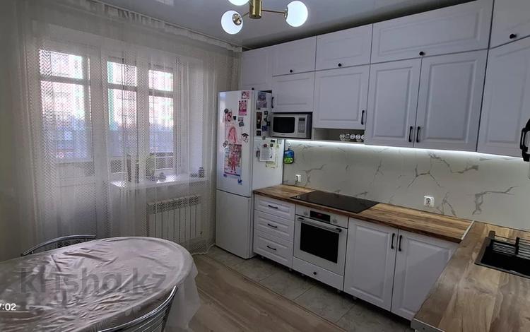 2-бөлмелі пәтер · 70.1 м² · 2/9 қабат, Толе би 55, бағасы: 40.8 млн ₸ в Астане, Есильский р-н — фото 2
