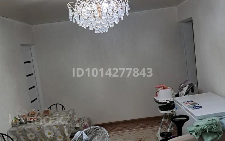 3-комнатная квартира · 60 м² · 2/5 этаж, 11-й микрорайон за 26 млн ₸ в Шымкенте, Енбекшинский р-н — фото 2