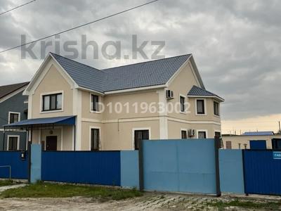 Отдельный дом · 5 комнат · 270 м² · 12 сот., мкр Лесхоз-2, Габита Мусирепова 2 за 55 млн ₸ в Атырау